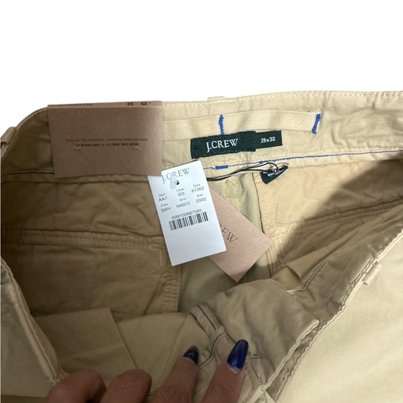 New J.Crew Men’s Relaxed Fit Chino Pants Beige Khaki 29x32 Zip Fly Cotton - Picture 3 of 6